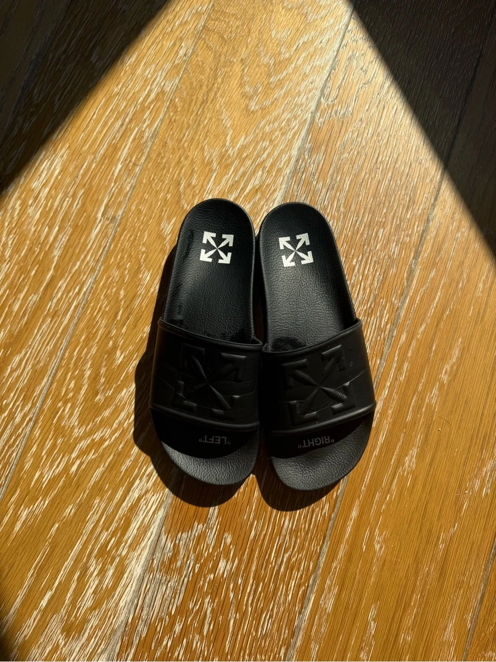 Off White Flip Flops– Made in Italy Size:42